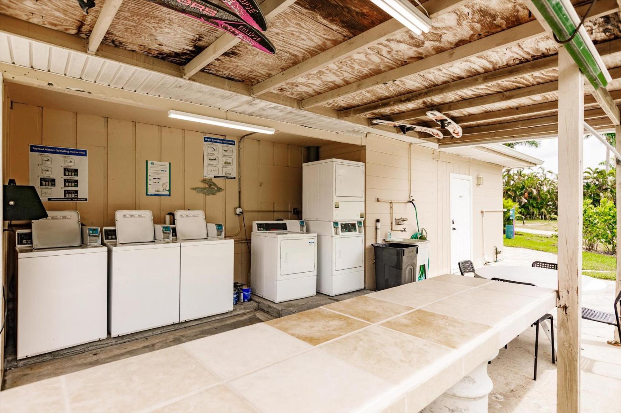 2 Bed Cottage With Pool, Close To Beach! Bbq Grills & Patio Fort Myers Dış mekan fotoğraf